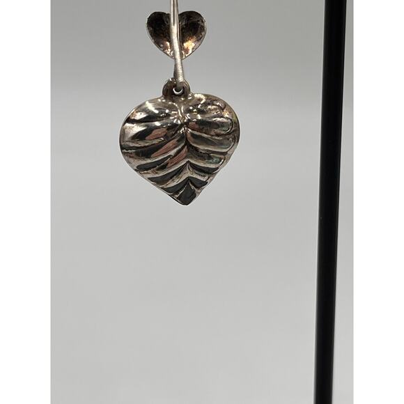 Vintage Puffy 3D Sterling Silver 925 Quilted Heart Dangle Earrings - Picture 6 of 8